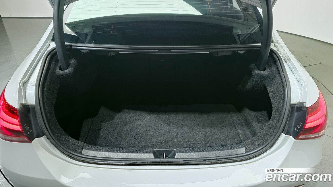 Mercedes-Benz A-Class 2021