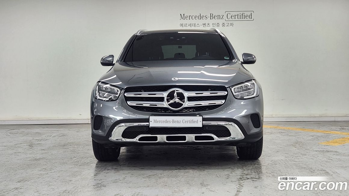 Mercedes-Benz GLC-Class 2021