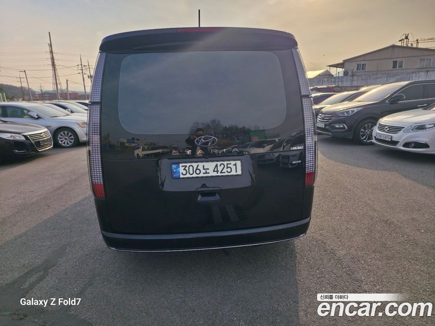 Hyundai Staria 2022