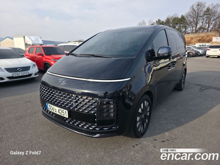 Hyundai Staria 2022