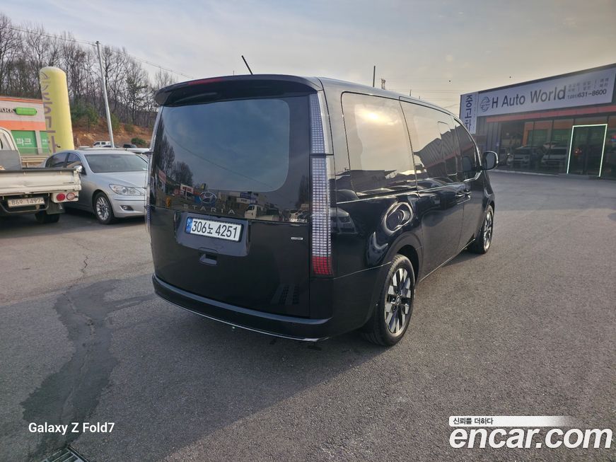 Hyundai Staria 2022