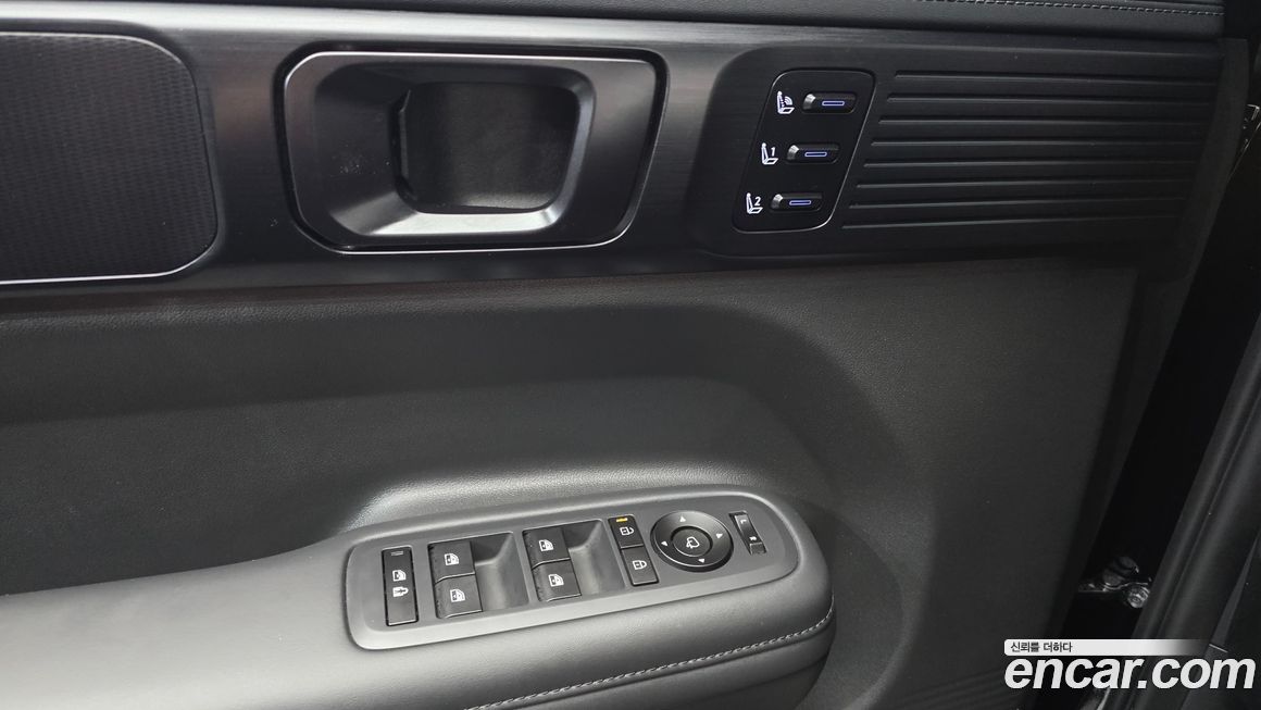 Hyundai Santafe 2025