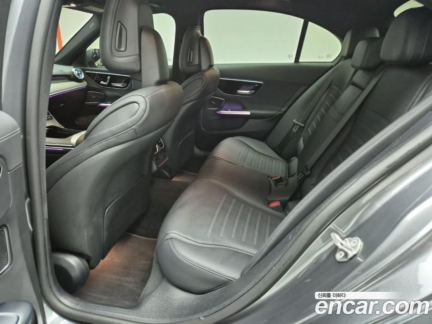 Mercedes-Benz C-Class 2023