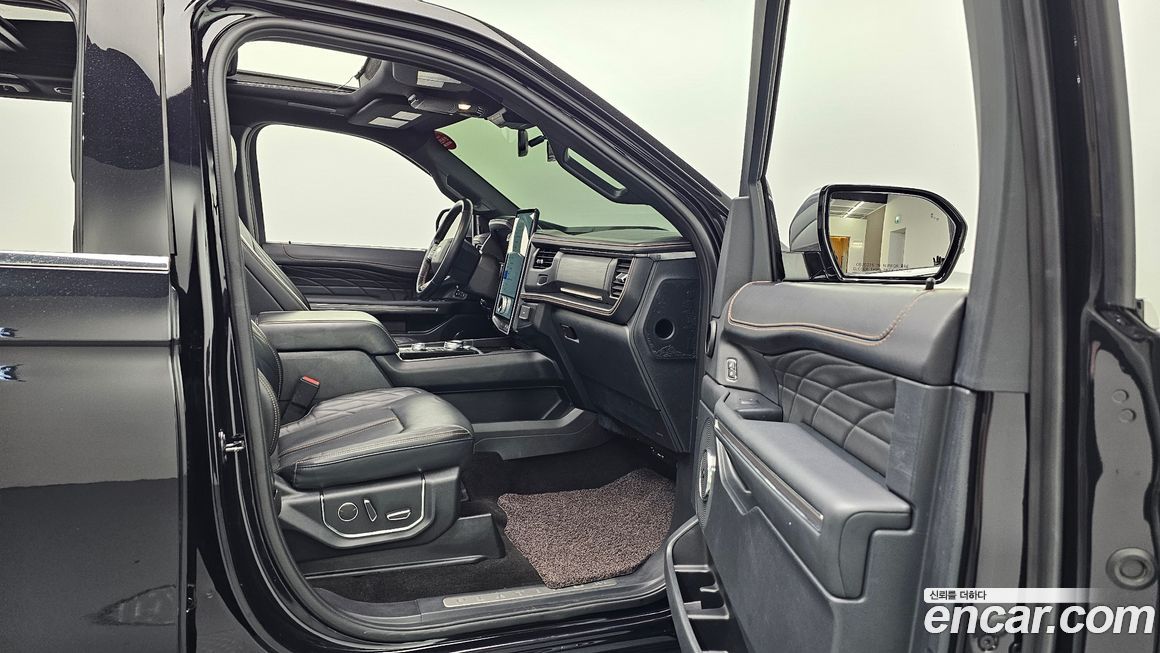 Ford Expedition 2022