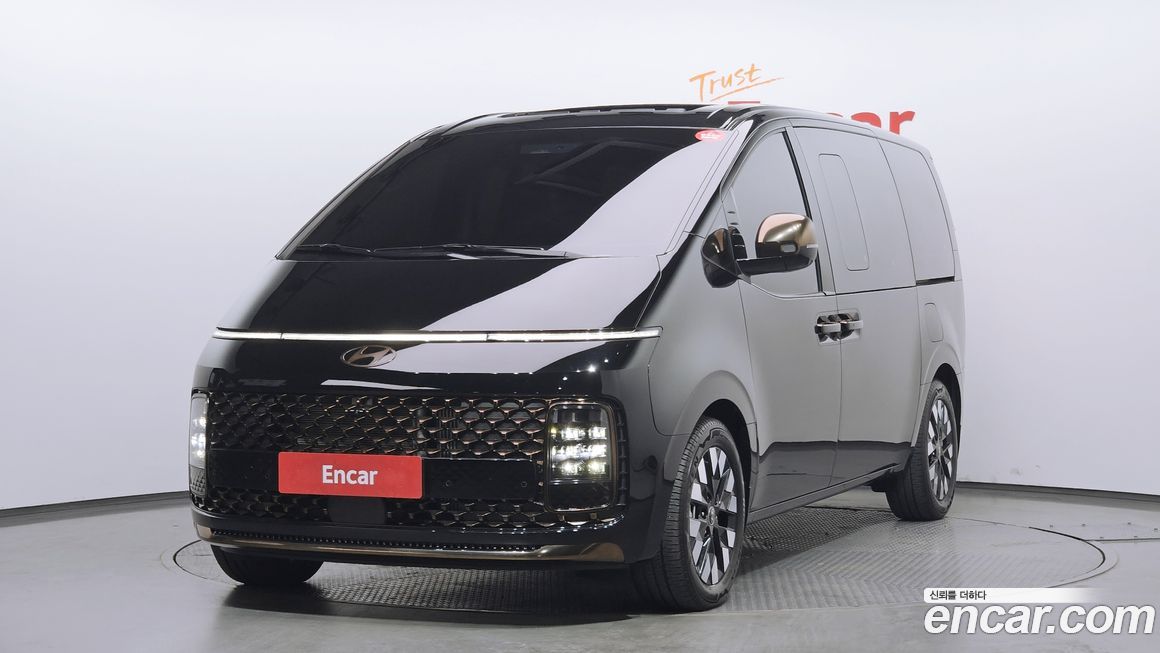 Hyundai Staria 2025