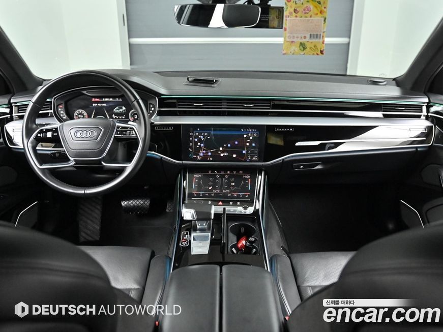 Audi A8 2021