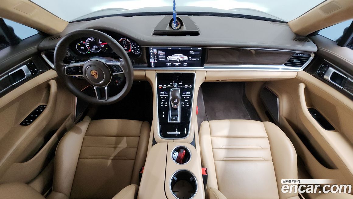 Porsche Panamera 2019