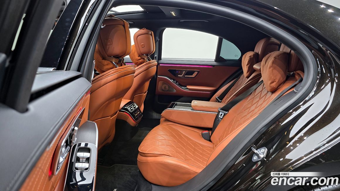 Mercedes-Benz S-Class 2021