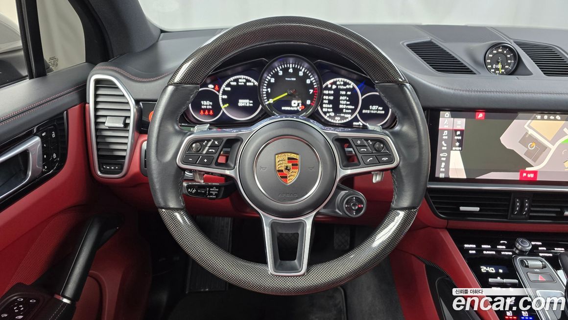 Porsche Cayenne 2021