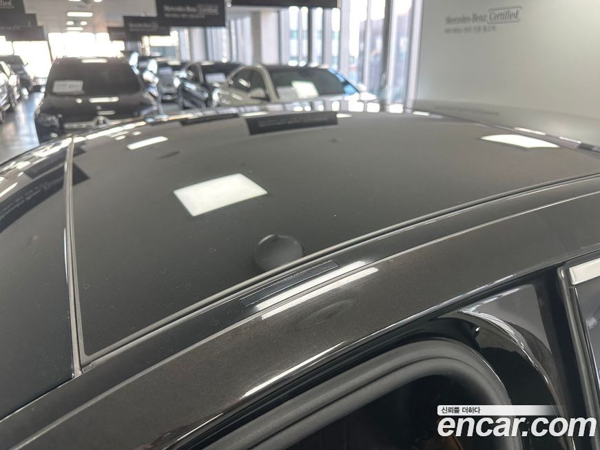 Mercedes-Benz S-Class 2021