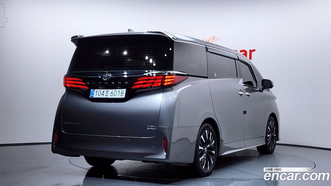 Toyota Alphard 2024