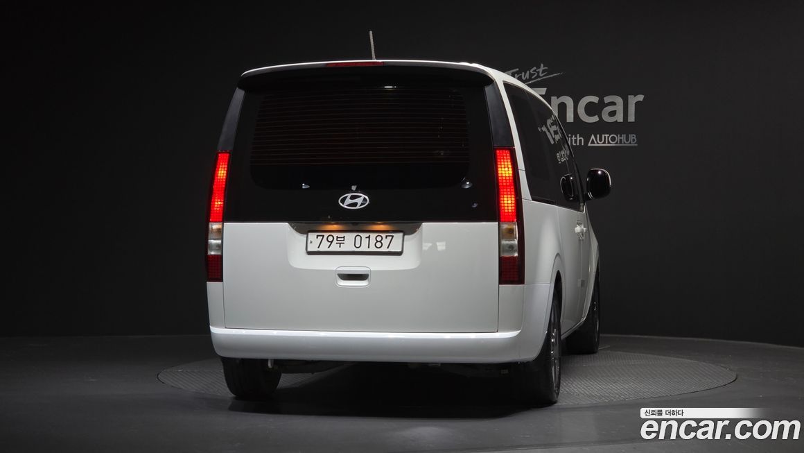 Hyundai Staria 2025