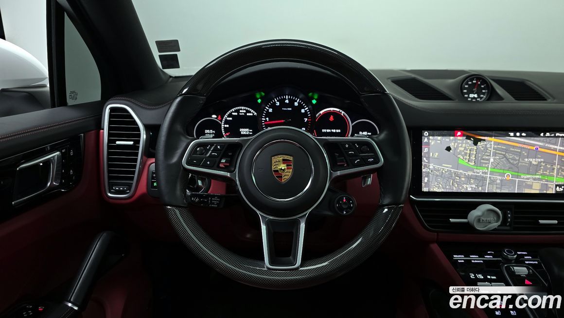 Porsche Cayenne 2021