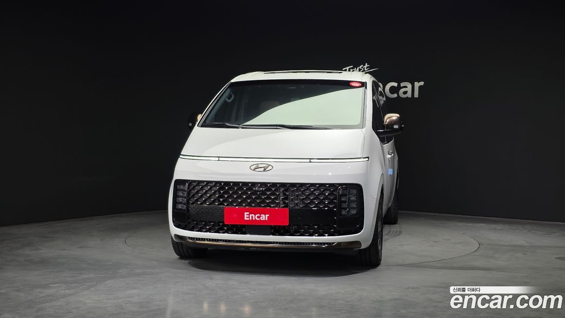 Hyundai Staria 2023