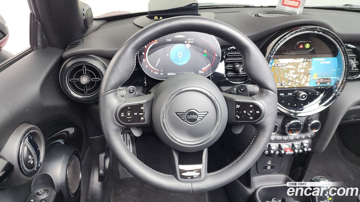 Mini Cooper Convertible 2024