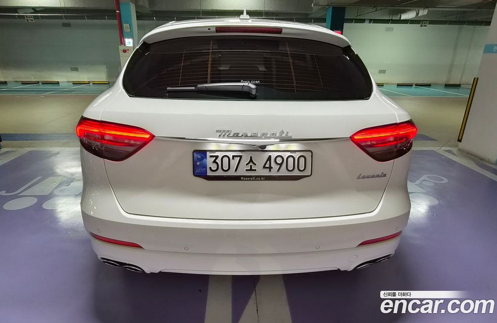 Maserati Levante 2022