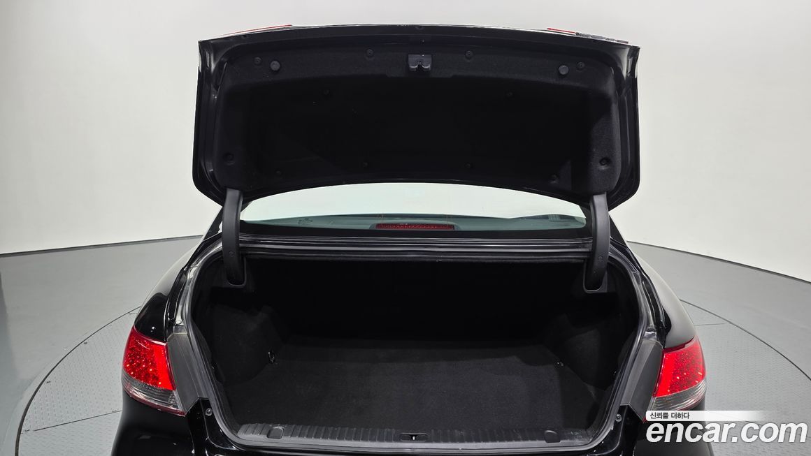 Hyundai Grandeur 2010