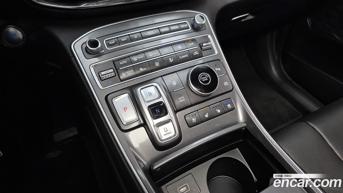 Hyundai Santafe 2022