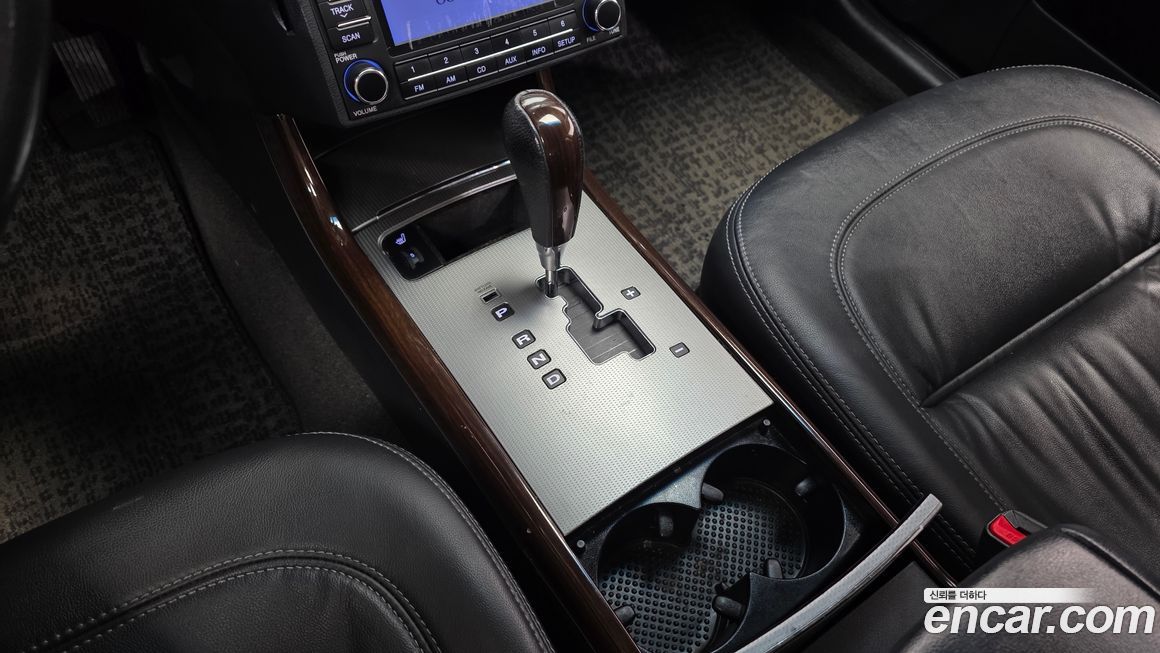 Hyundai Grandeur 2010