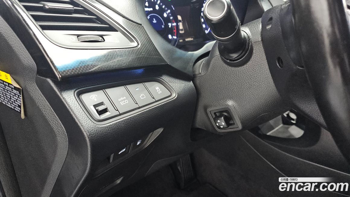 Hyundai Grandeur 2012