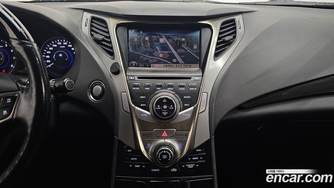 Hyundai Grandeur 2012