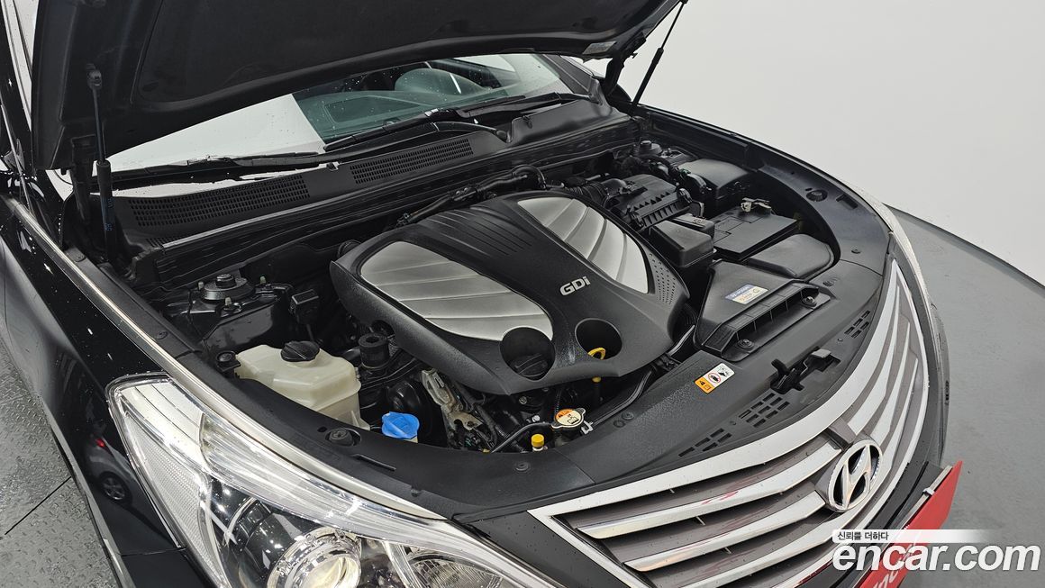 Hyundai Grandeur 2012