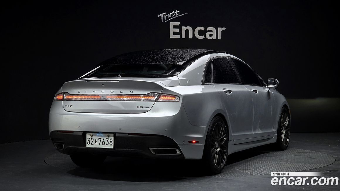 Lincoln MKZ 2014