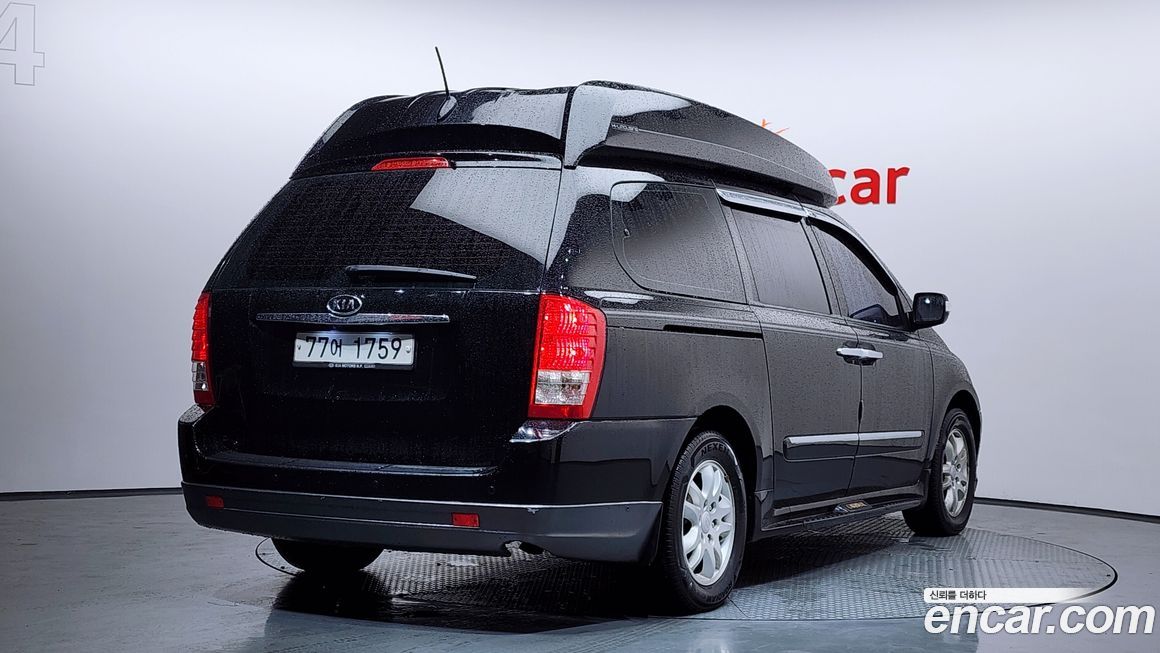 Kia Canival 2011