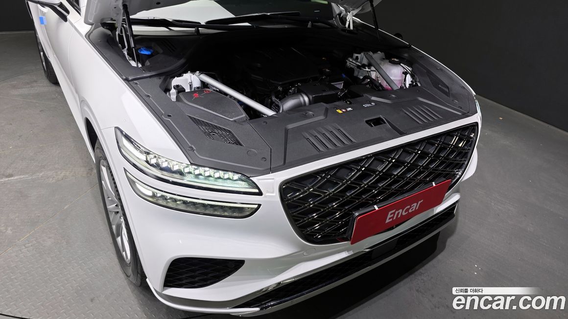 Genesis GV70 2025