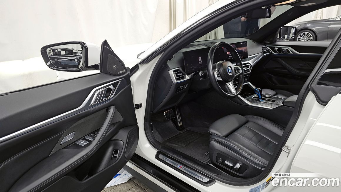 BMW i4 2023