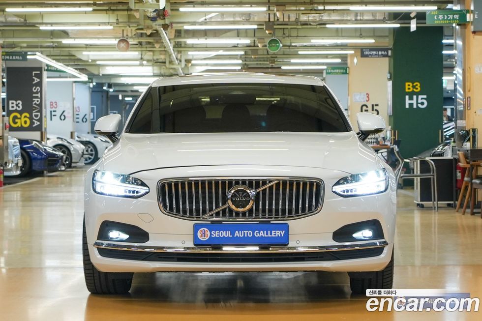 Volvo S90 2024