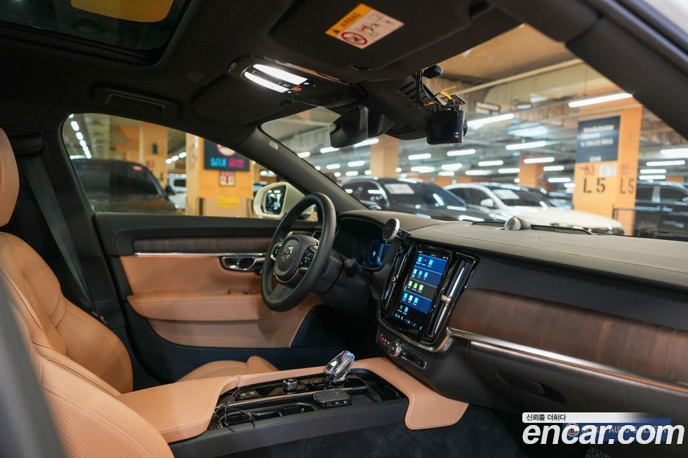 Volvo S90 2024