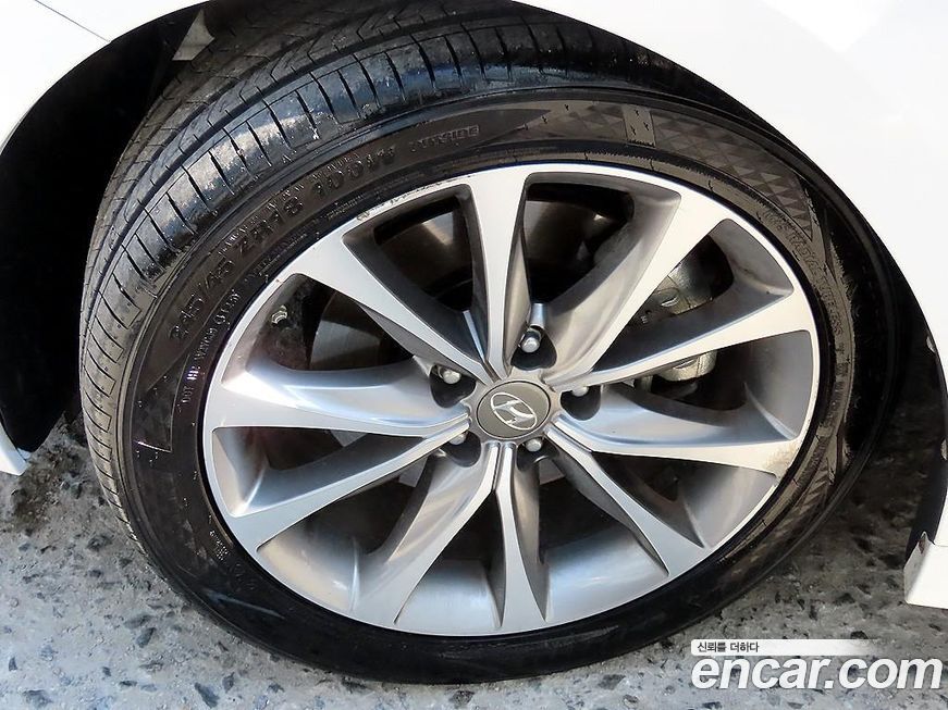 Hyundai Grandeur 2016