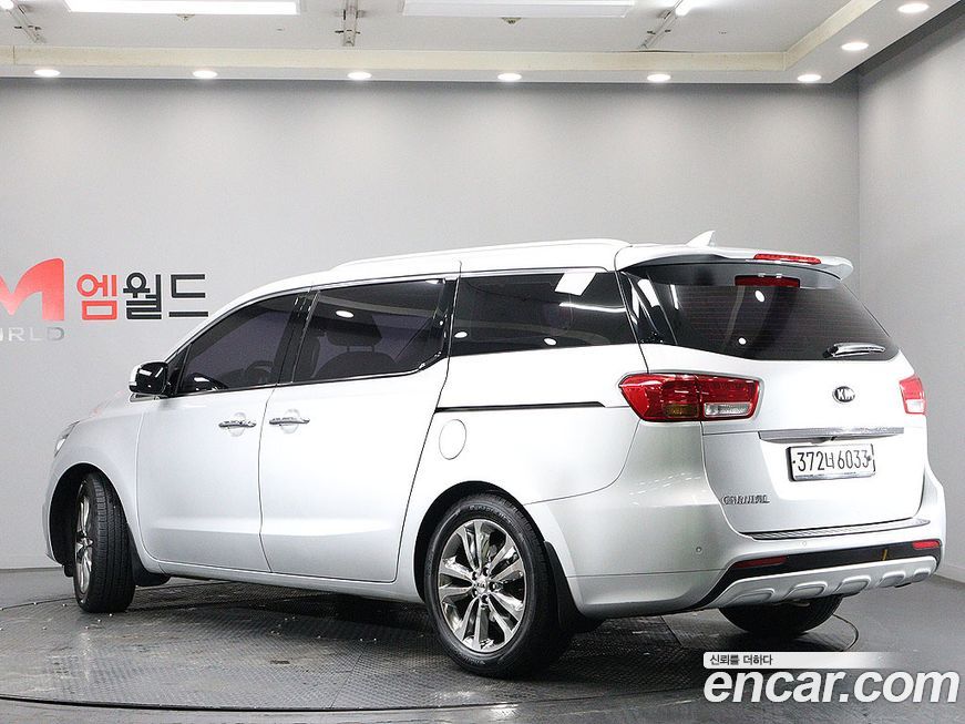 Kia Canival 2016
