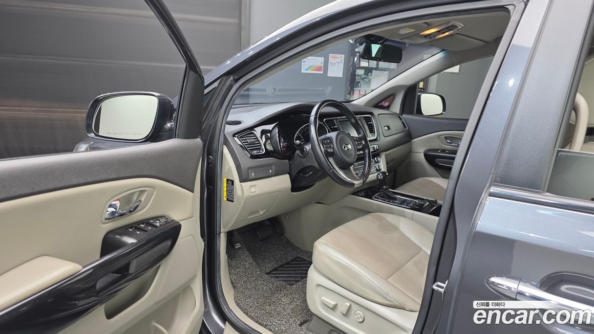 Kia Canival 2016