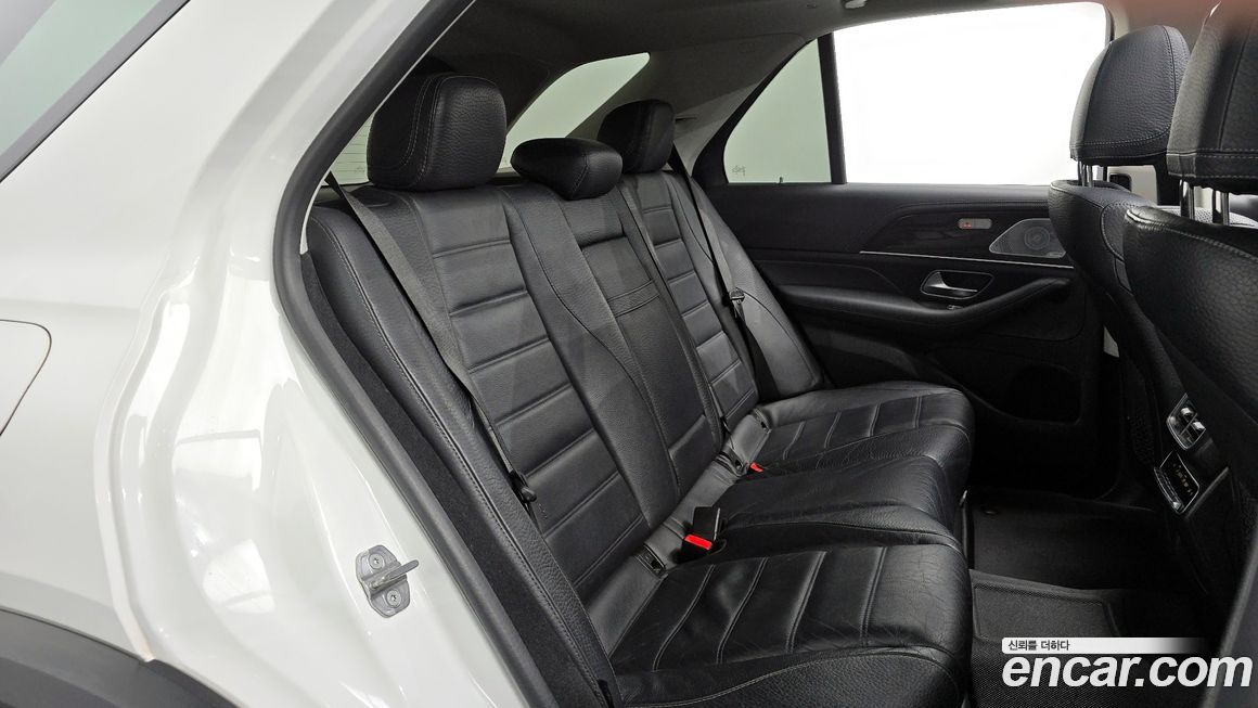 Mercedes-Benz GLE-Class 2021