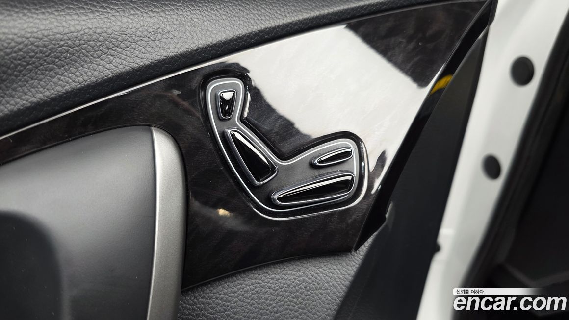 Hyundai Grandeur 2016