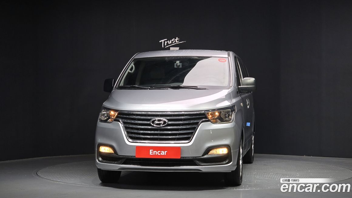 Hyundai Starex 2019