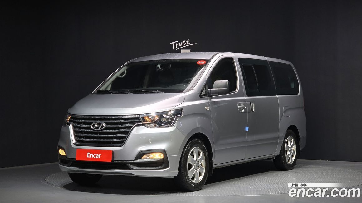 Hyundai Starex 2019