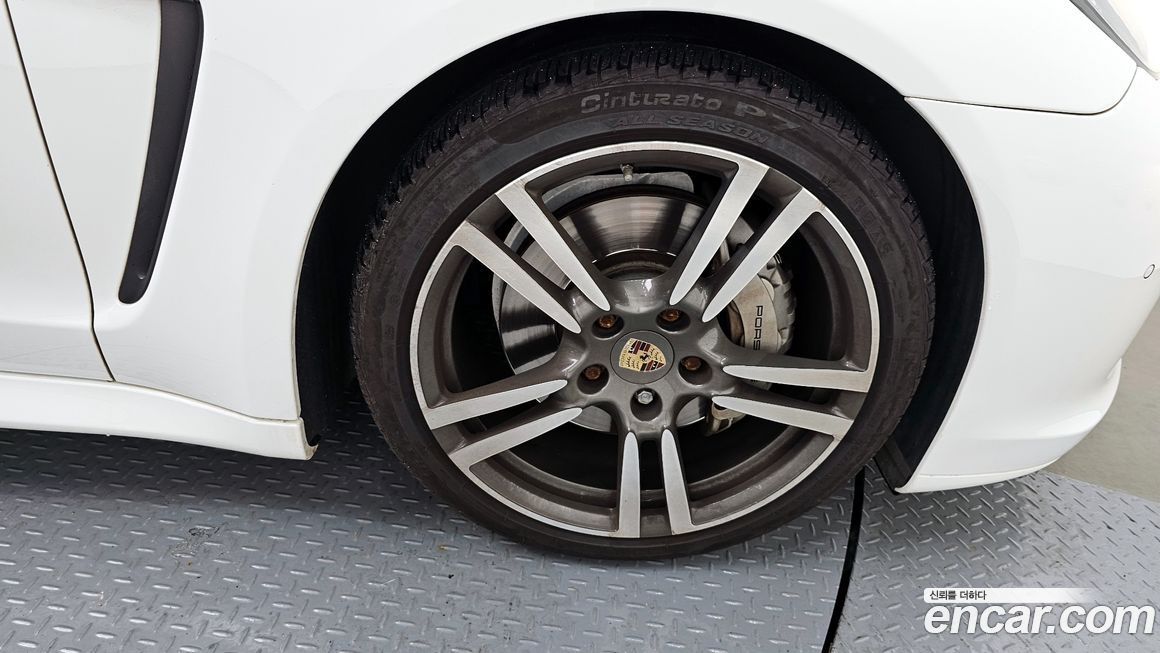 Porsche Panamera 2011