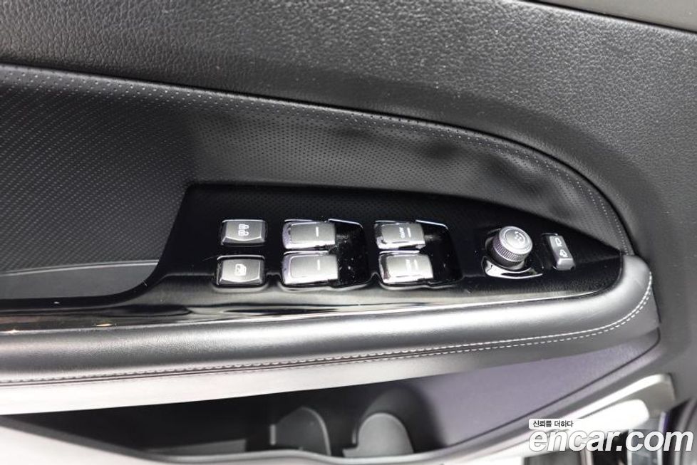 KG_Mobility_Ssangyong Rexton 2018