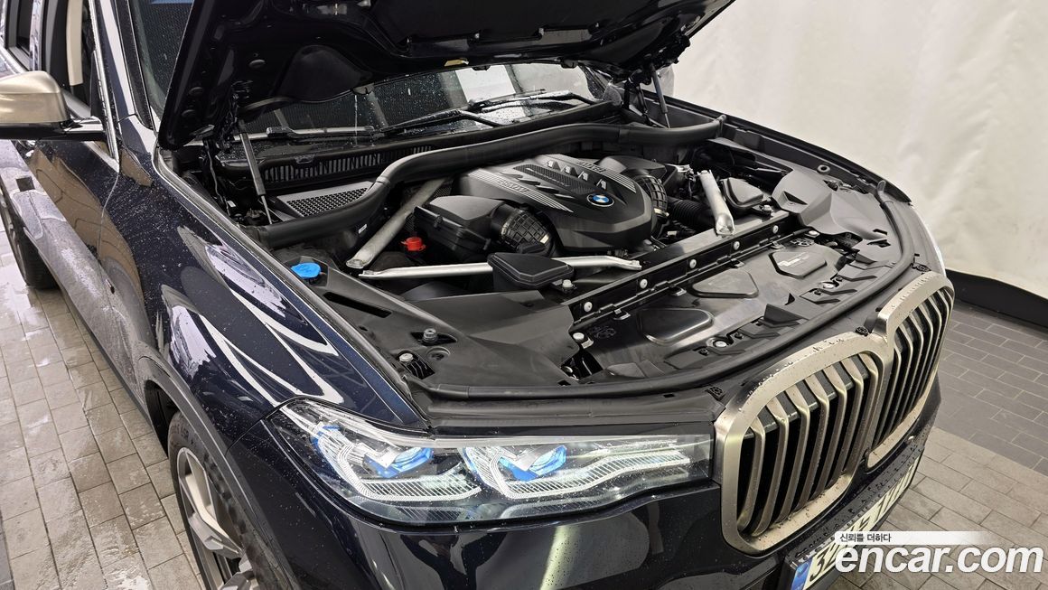 BMW X7 2020