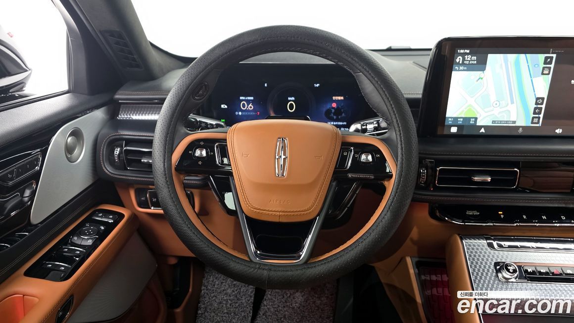 Lincoln Aviator 2025