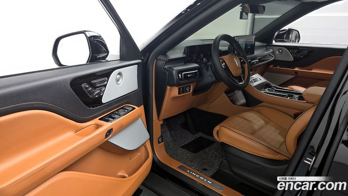 Lincoln Aviator 2025