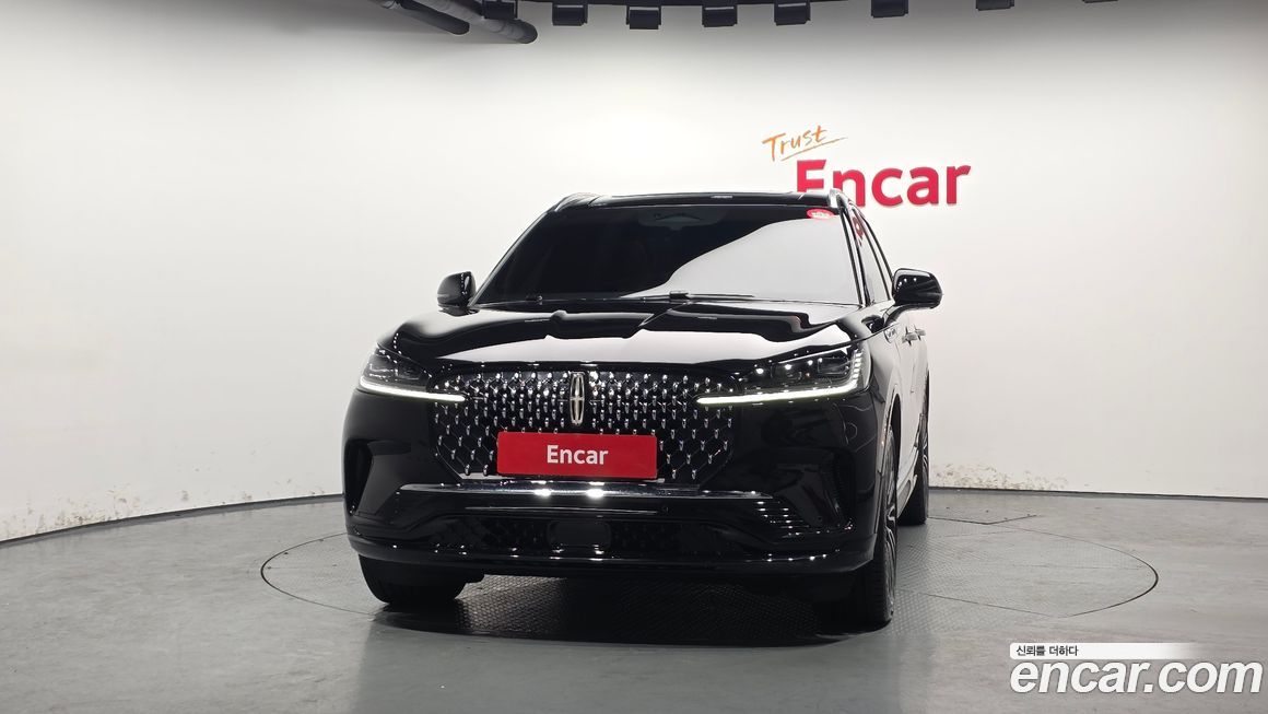 Lincoln Aviator 2025