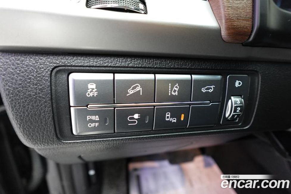 KG_Mobility_Ssangyong Rexton 2018