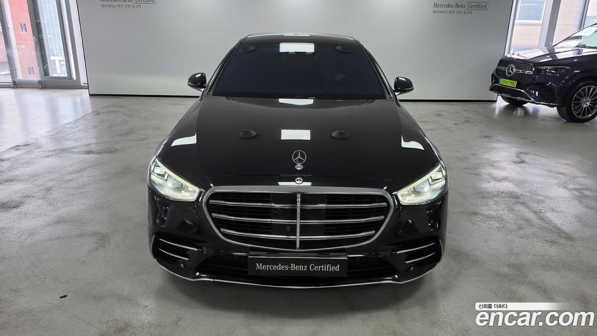 Mercedes-Benz S-Class 2021