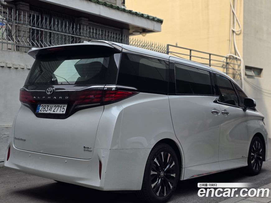 Toyota Alphard 2025
