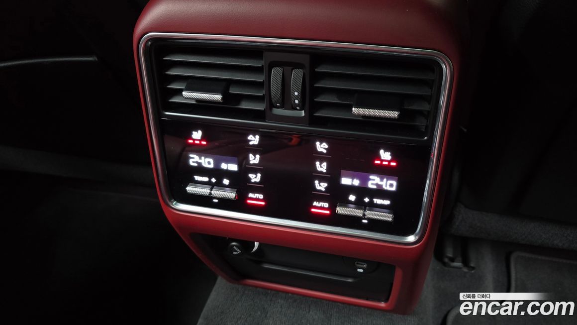 Porsche Cayenne 2023