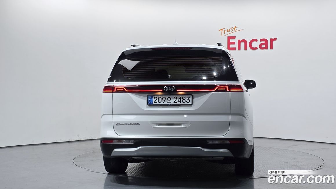 Kia Canival 2021